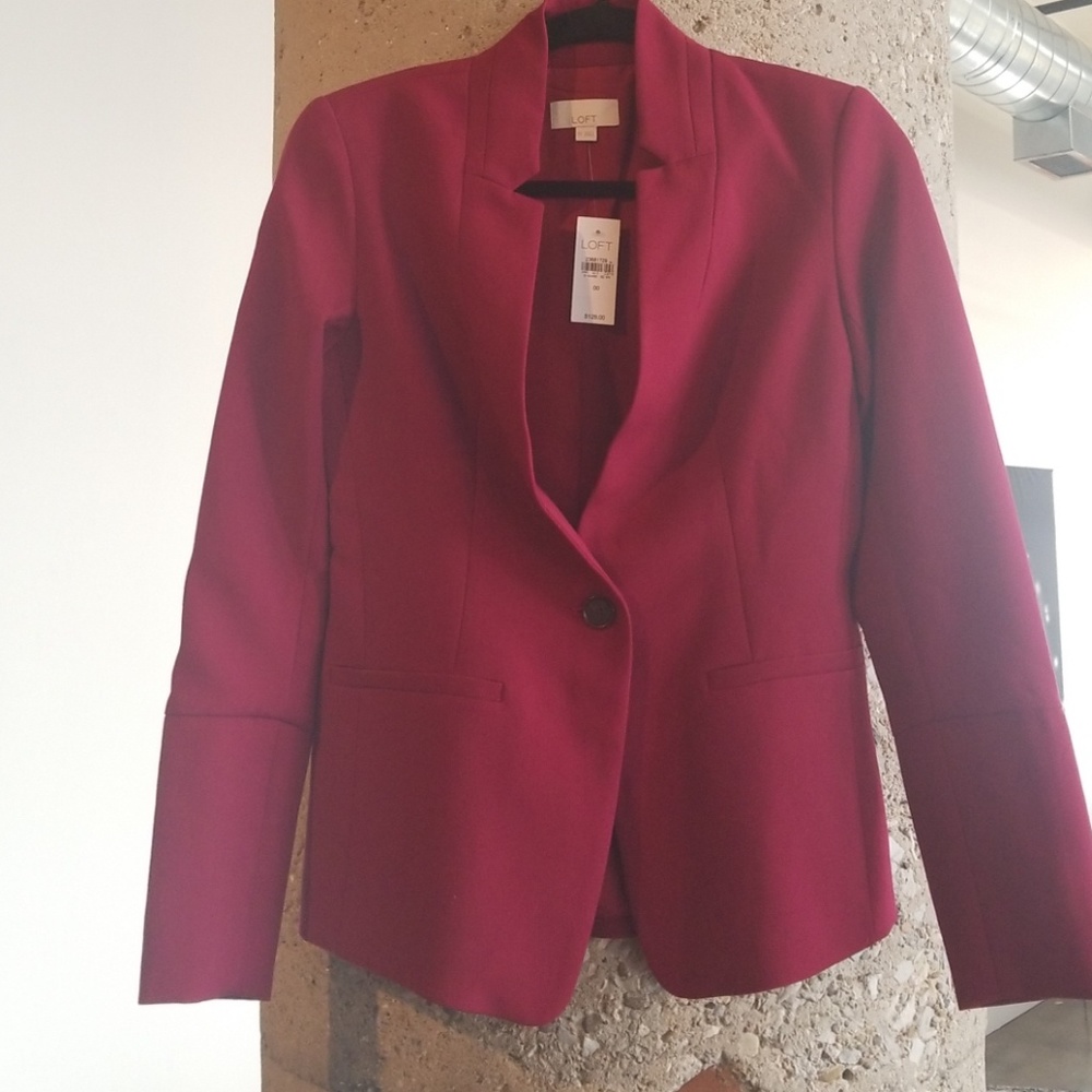 Beautiful wine color blazer